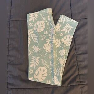 Green and White Tropical Print Leggings Full-Length Stretchy